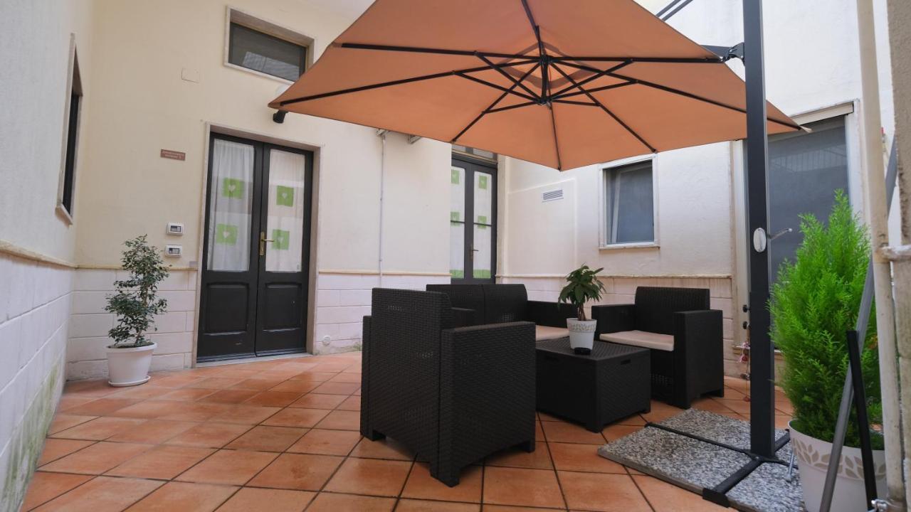 Ferienwohnung Monolocale Porta Napoli Brindisi Exterior foto